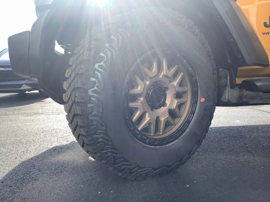 New 2026 Goldilocks Exterior Paint Jeep Sport image 24