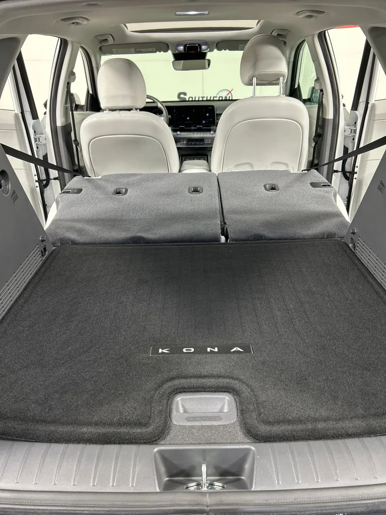 Used 2024 White Hyundai Limited image 22