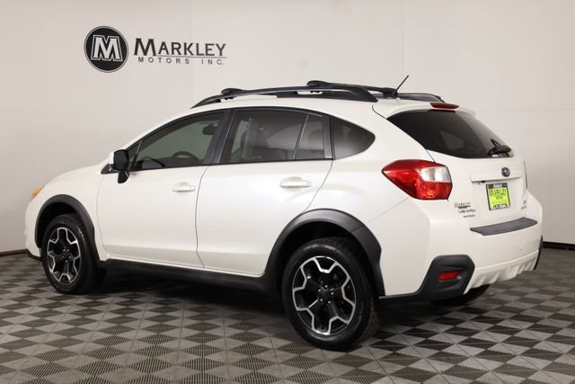 Used 2014 White Subaru 2.0i Limited image 34