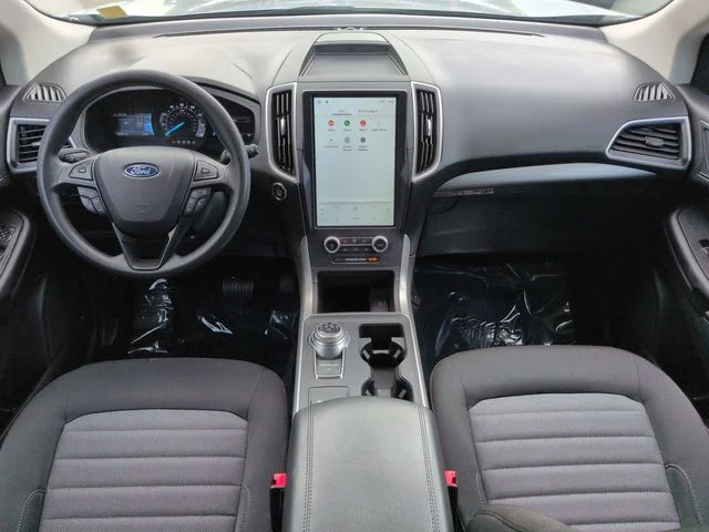 Used 2022 Silver Ford SE image 15