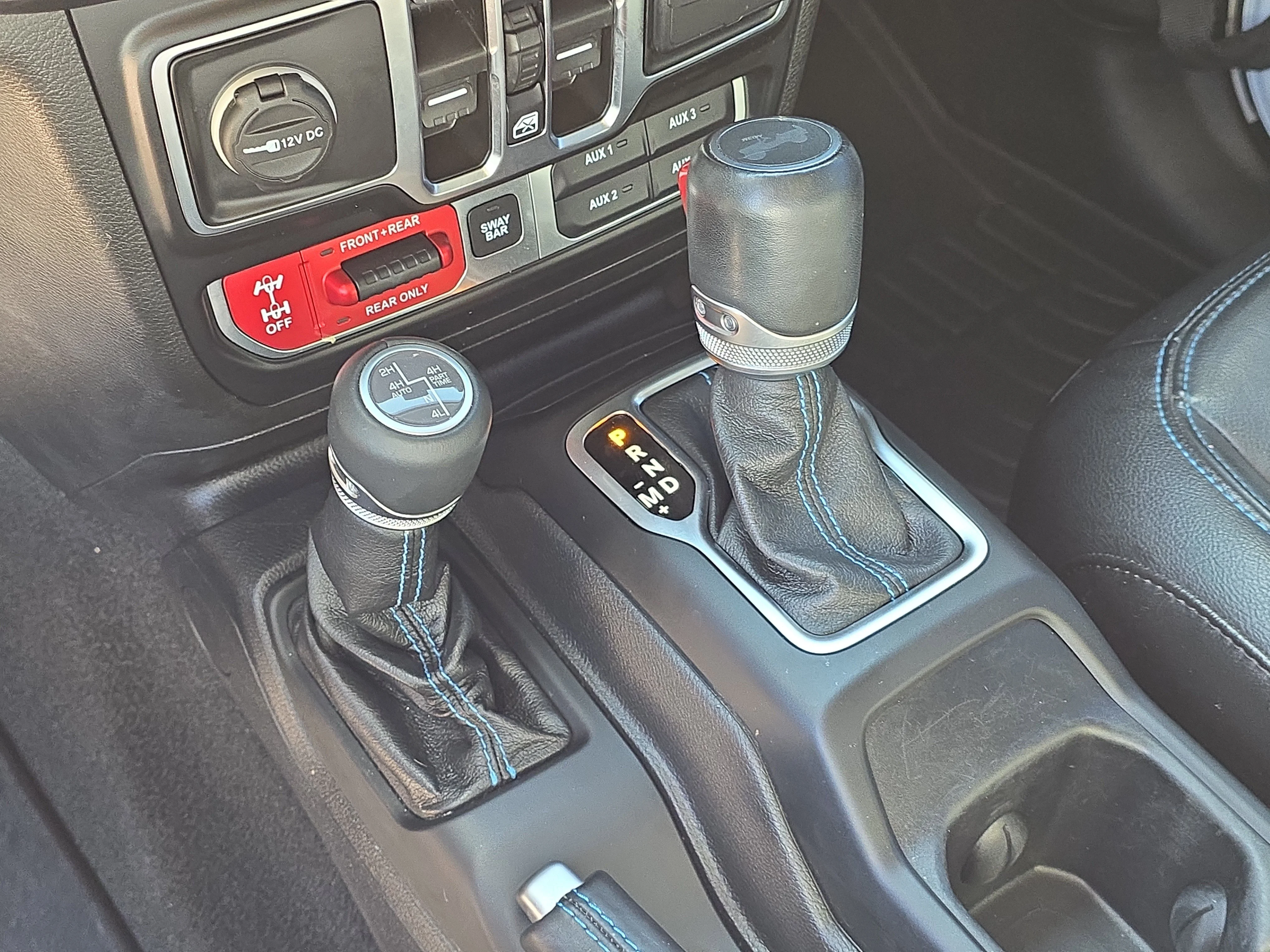 Used 2022 Bright White Clearcoat Jeep Unlimited Rubicon image 26