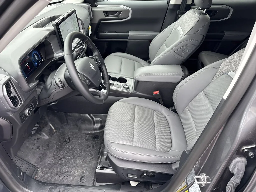 New 2025 Gray Ford Badlands image 9