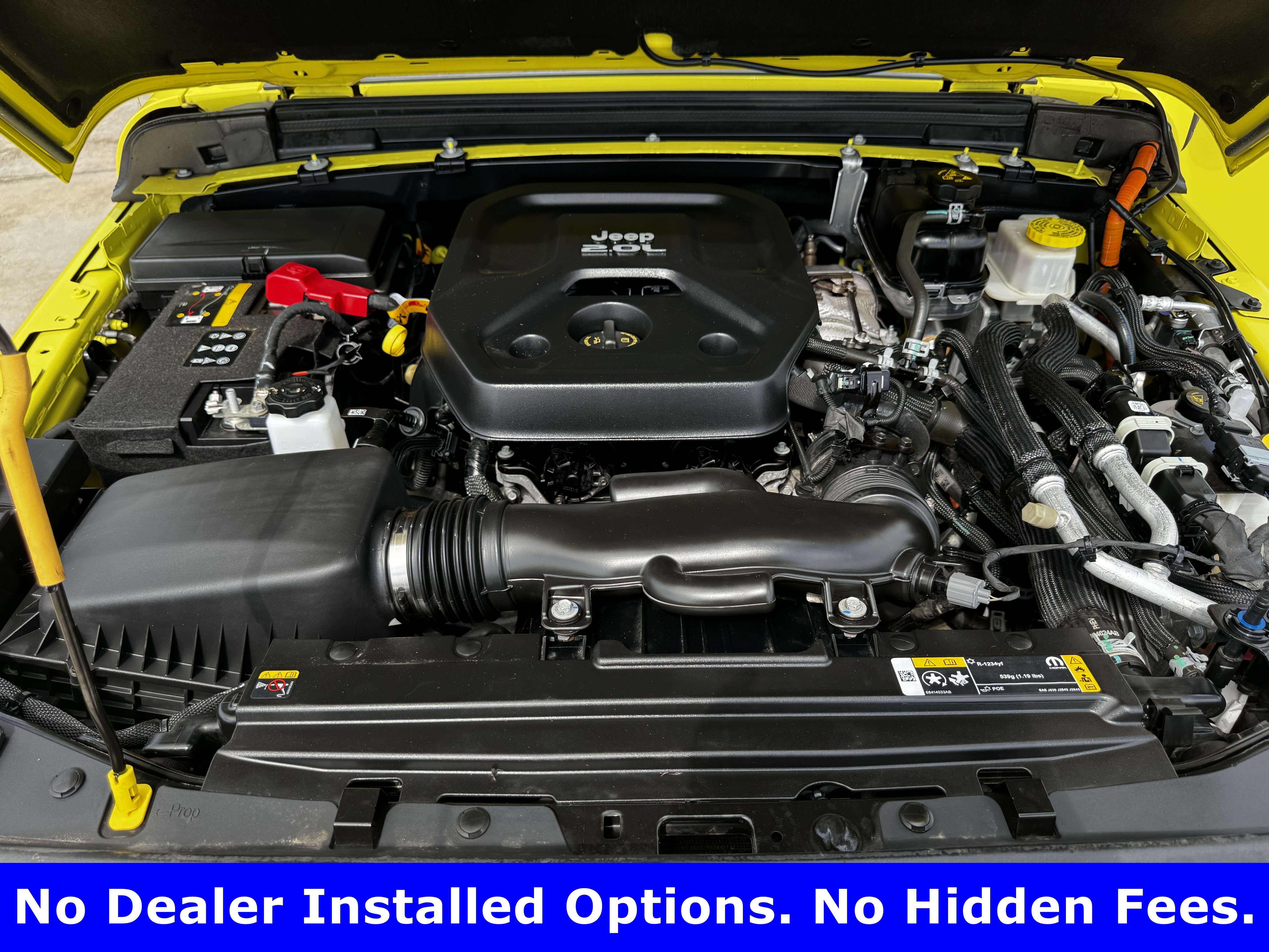 Used 2023 High Velocity Clearcoat Jeep Sahara image 29