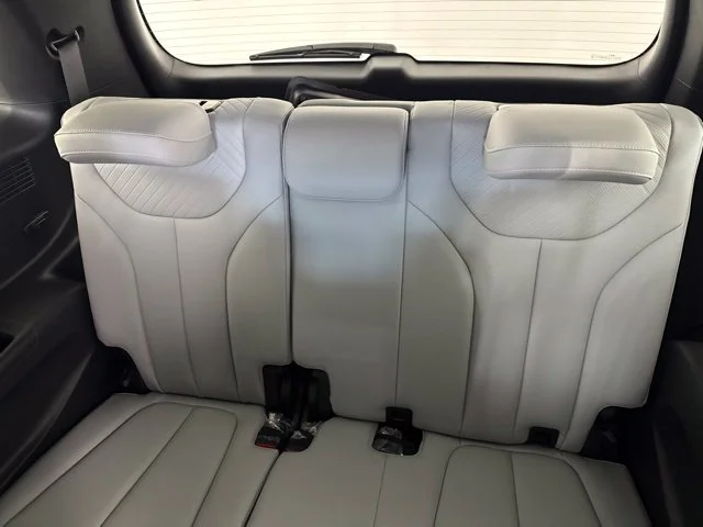 Used 2025 Silver Hyundai SEL Premium image 45