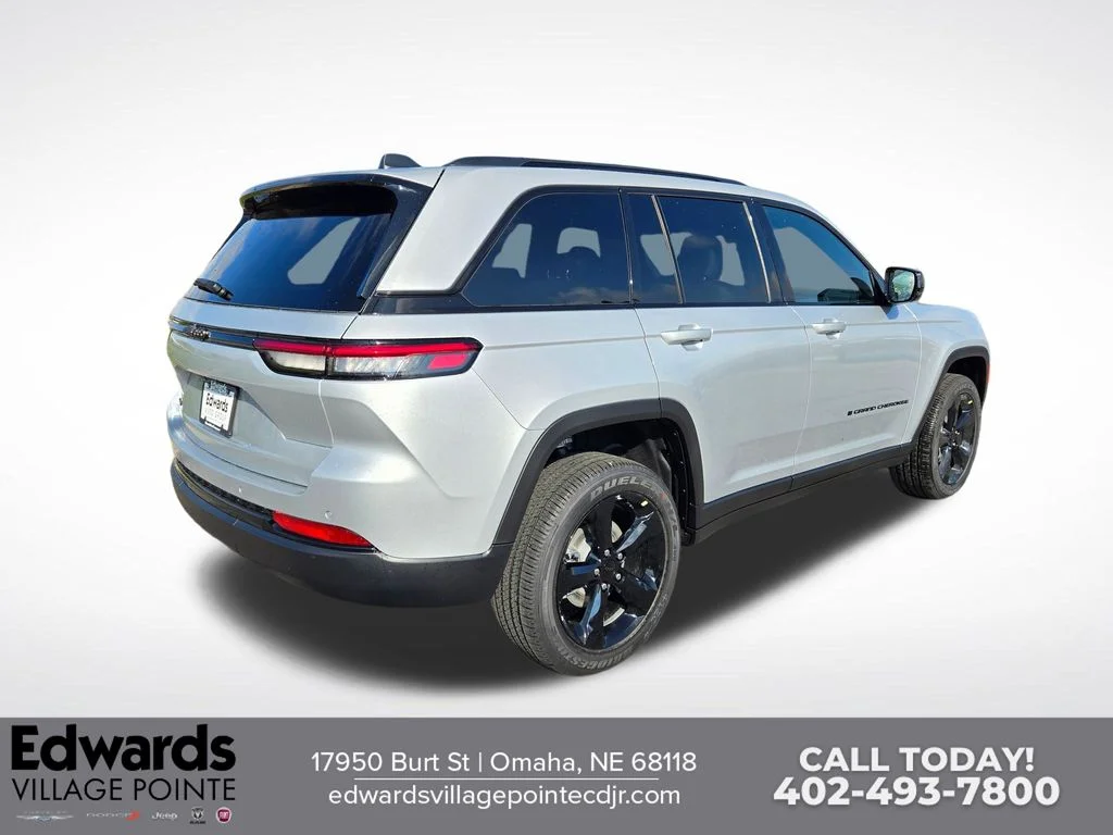 New 2025 Silver Jeep Altitude X image 3