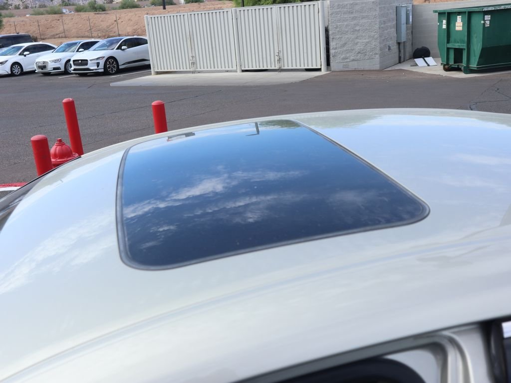 Used 2019 Beige Metallic Lexus 300h image 5