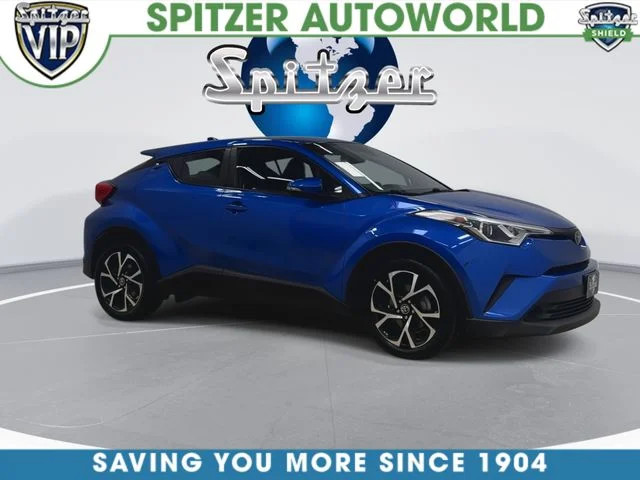 Used 2018 Blue Toyota XLE image 2