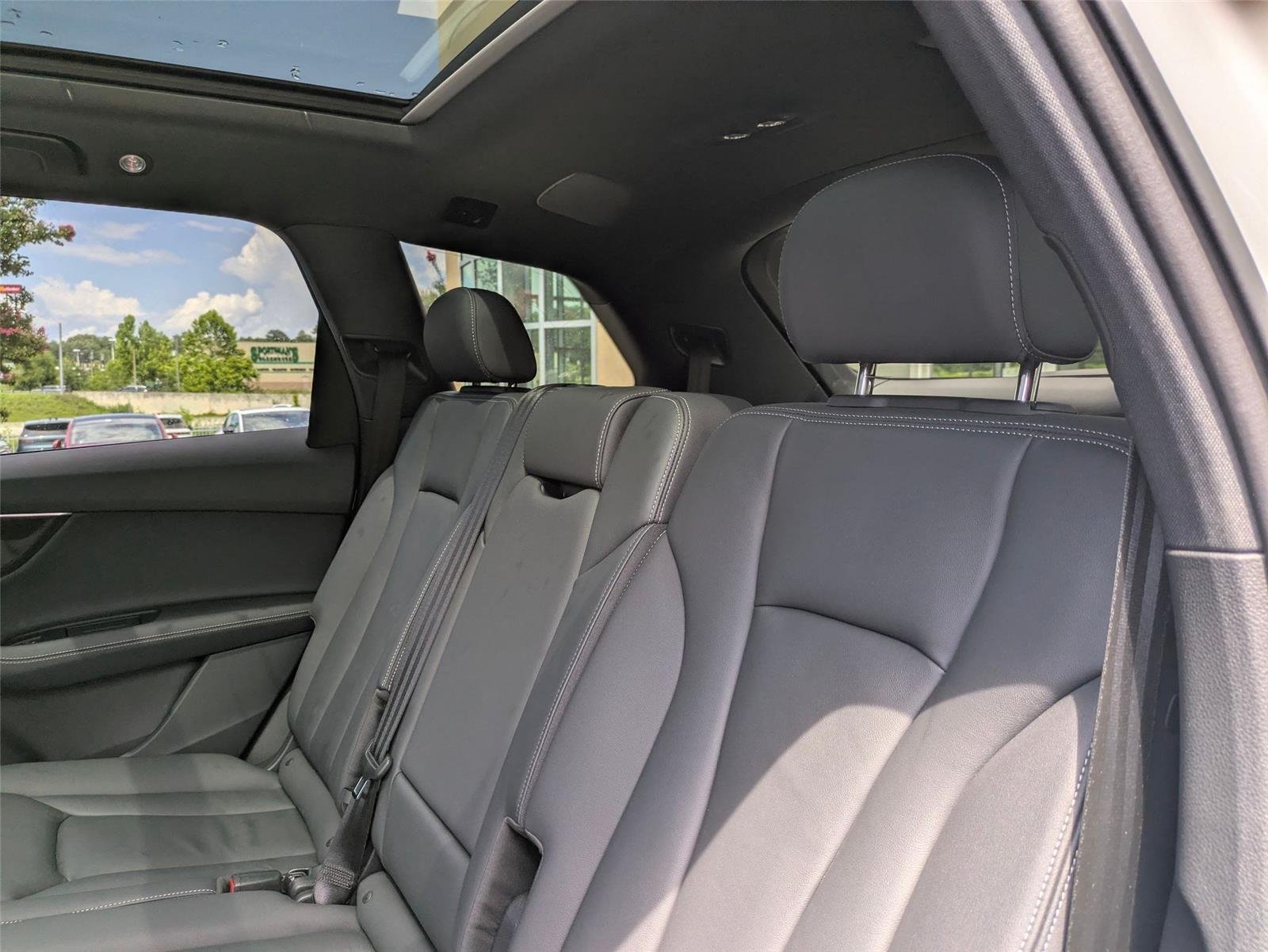 Used 2025 Glacier White Metallic Audi Premium Plus image 20
