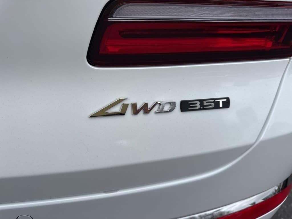 New 2026 White Genesis 3.5T PRESTIGE image 11