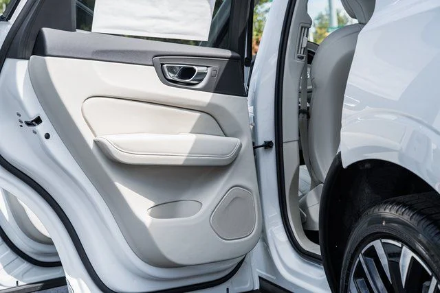 New 2026 Crystal White Volvo Ultra image 32