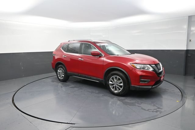Used 2017 Red Nissan SV image 24