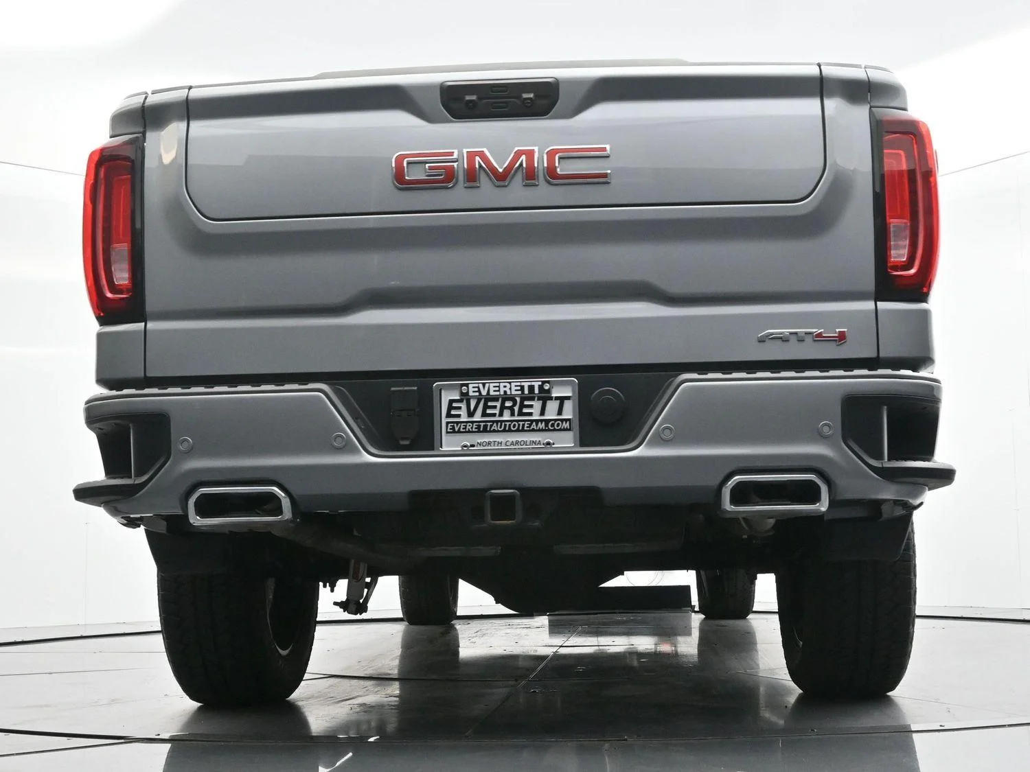 Used 2025 Sterling Metallic GMC AT4 image 51