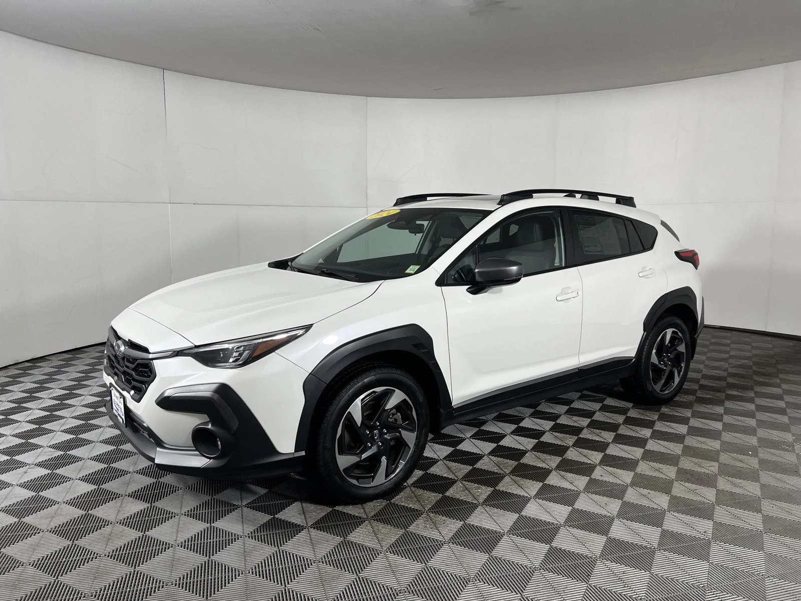 Used 2024 Crystal White Pearl Subaru Limited image 16