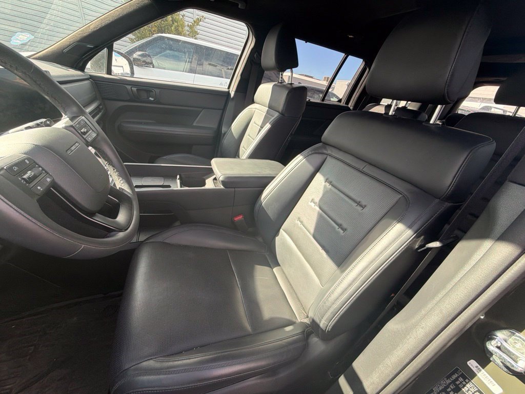 Used 2024 Rockwood Green Hyundai Calligraphy image 4