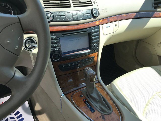 Used 2006 Black Mercedes-Benz 3.5L image 18