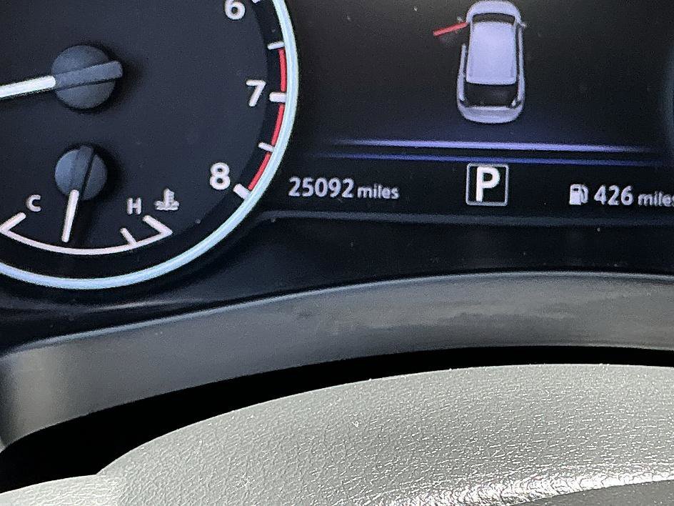 Used 2019 Pearl White Tricoat Nissan SL image 16