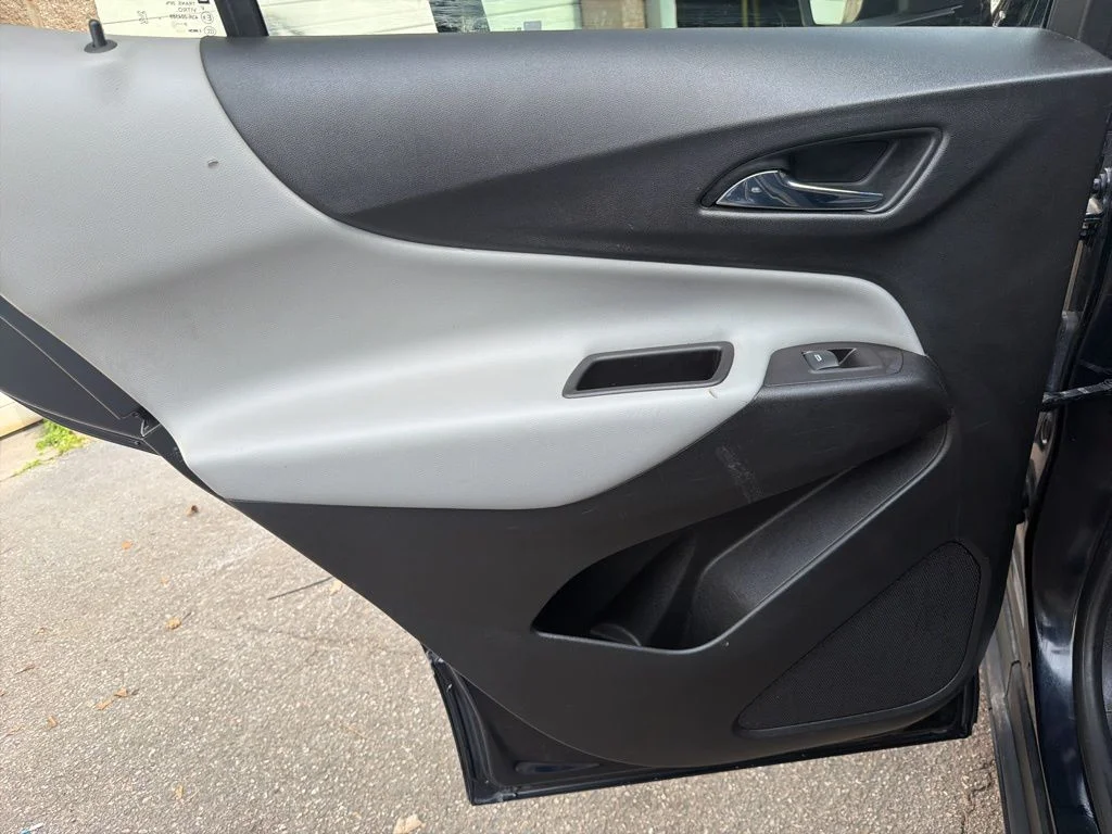 Used 2021 Blue Chevrolet LT image 22