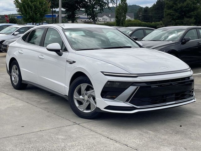 2026 Hyundai SONATA SE