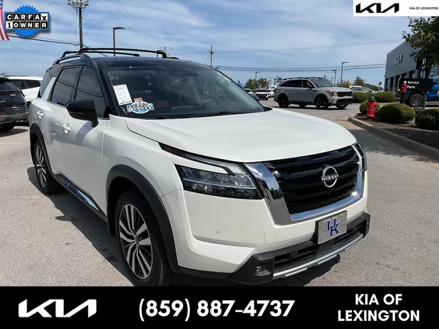 2022 Nissan Pathfinder Platinum