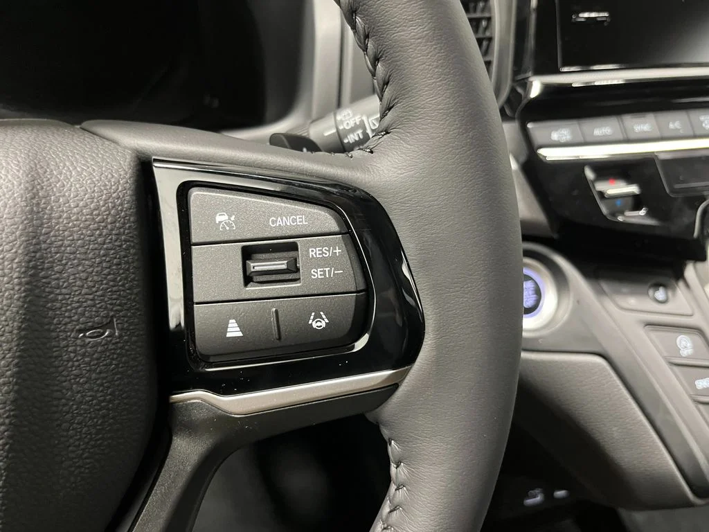 New 2026 Platinum White Pearl Honda EX-L image 16