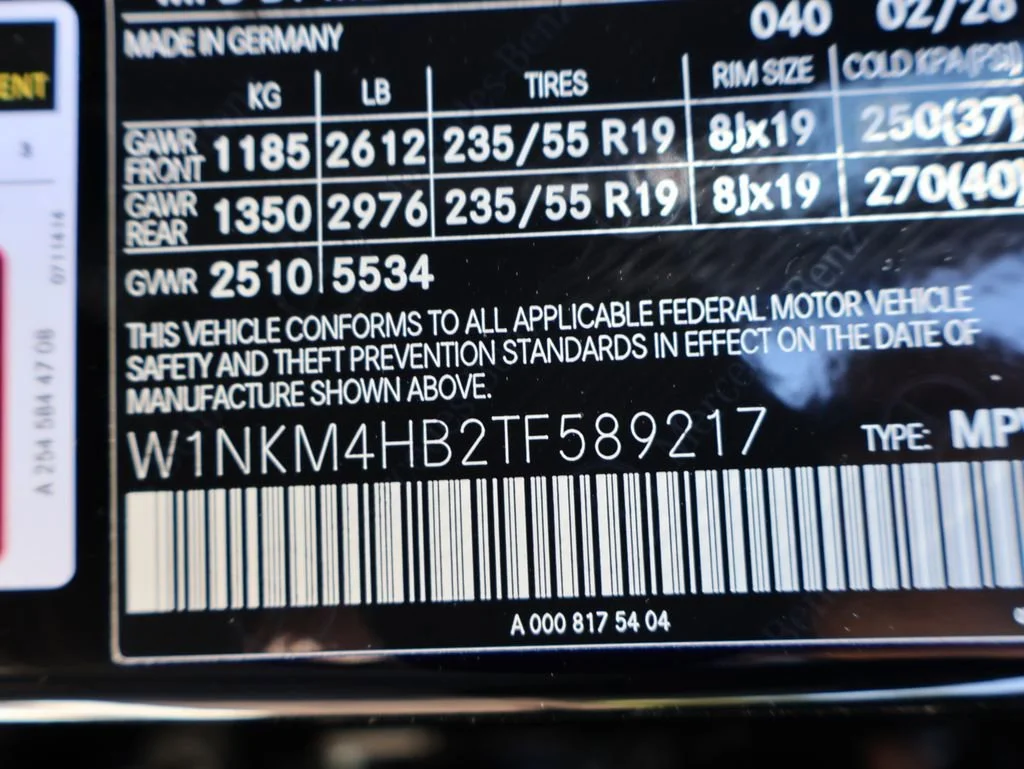 New 2026 Black Mercedes-Benz GLC 300 image 80