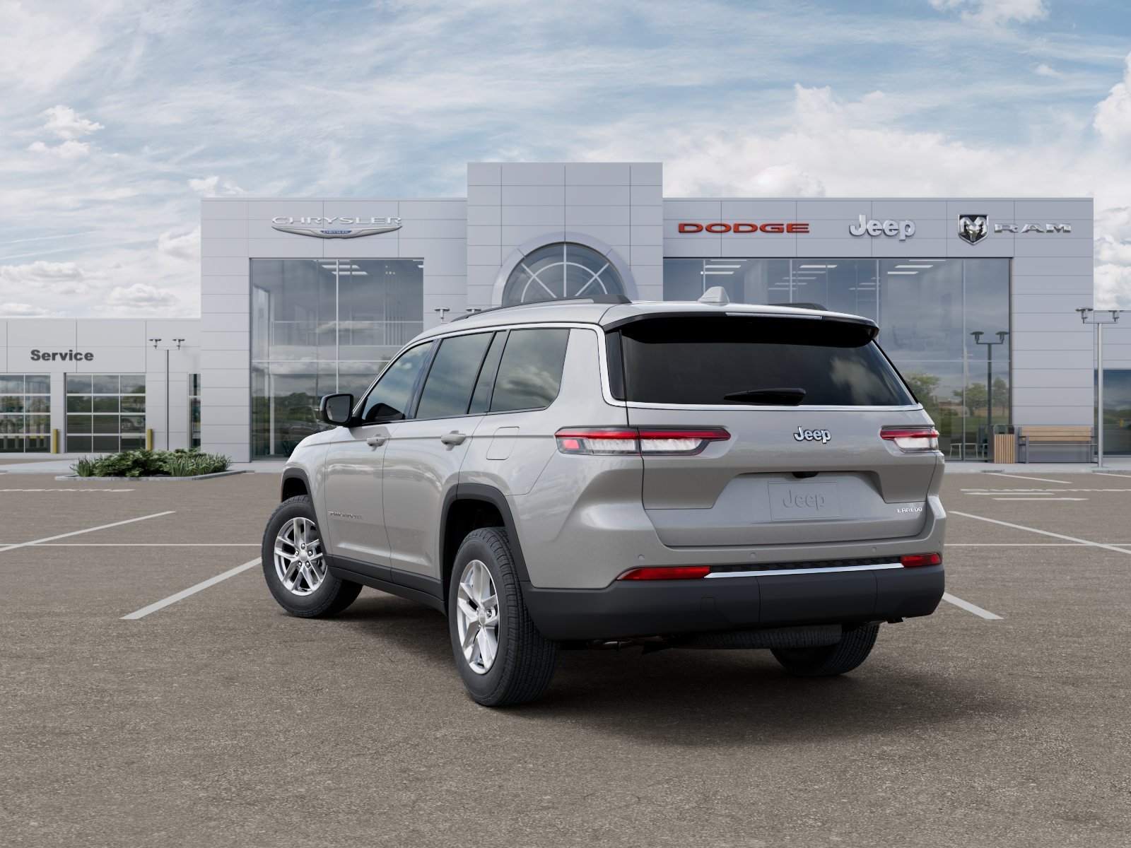 New 2026 Silver Zynith Exterior Paint Jeep Laredo X image 34