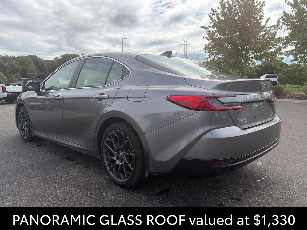 Used 2026  Toyota XLE image 5