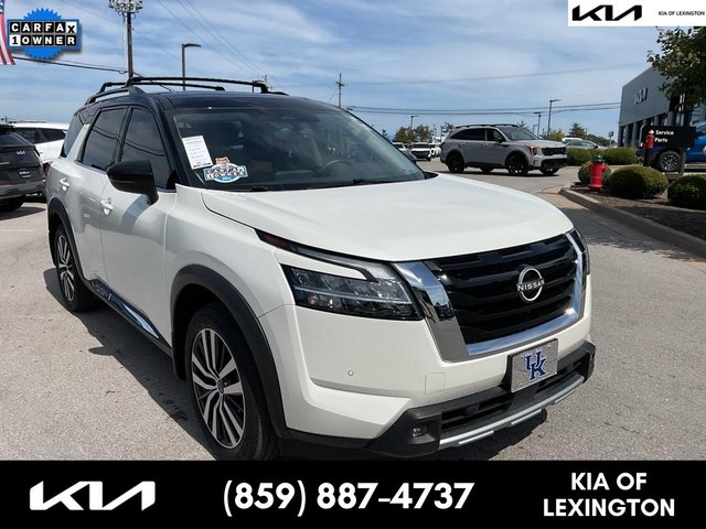 2022 Nissan Pathfinder Platinum
