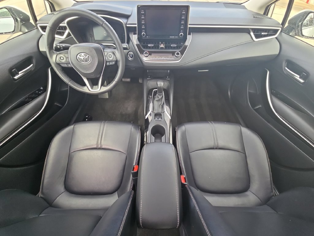 Certified Used 2020 White Toyota XLE image 32