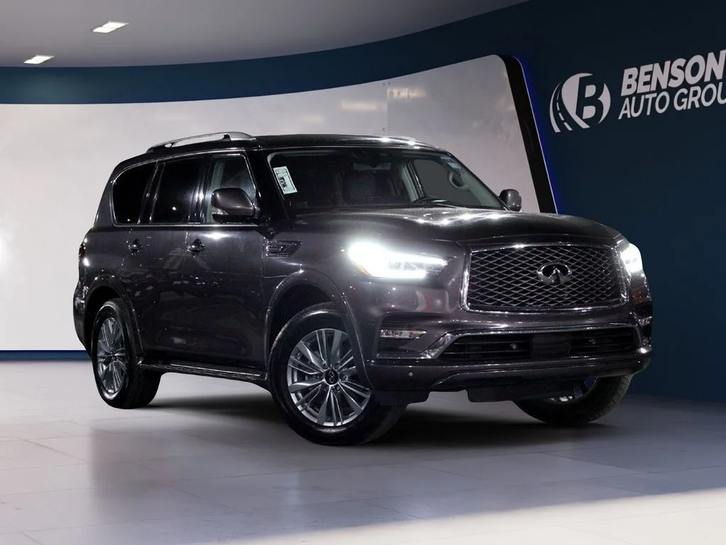 Used 2024 Gray INFINITI LUXE image 1