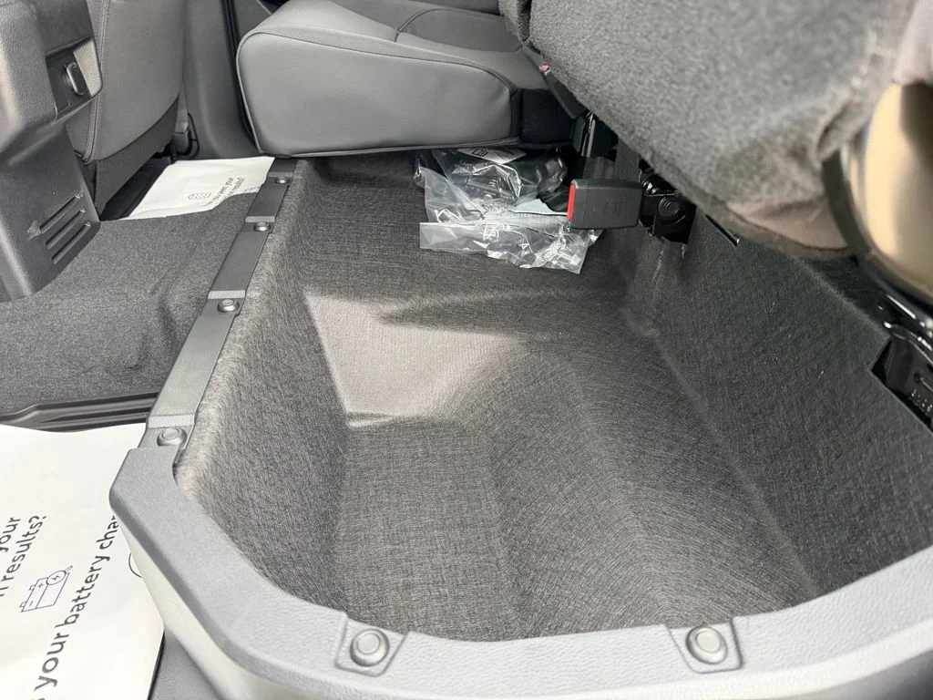 2026 Toyota Tacoma SR5 - Photo 28