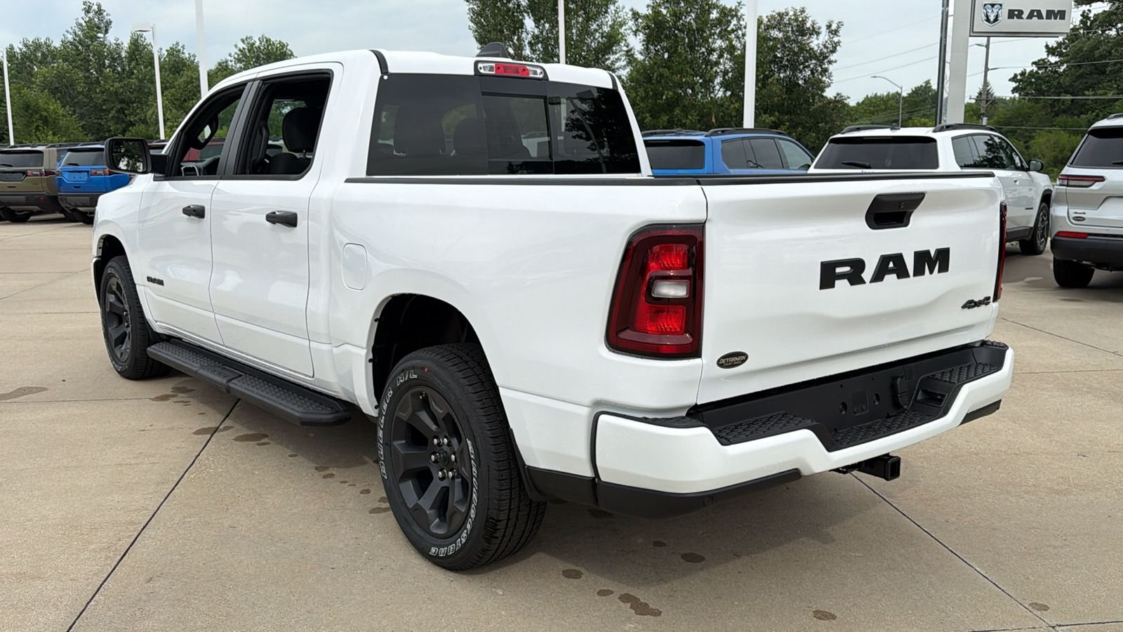 New 2026 Bright White Clearcoat RAM Express image 7