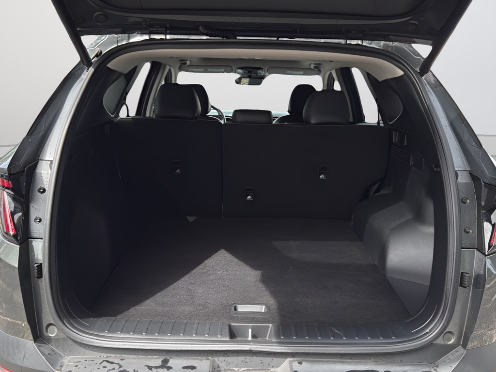 Used 2023 Gray Hyundai SEL image 12