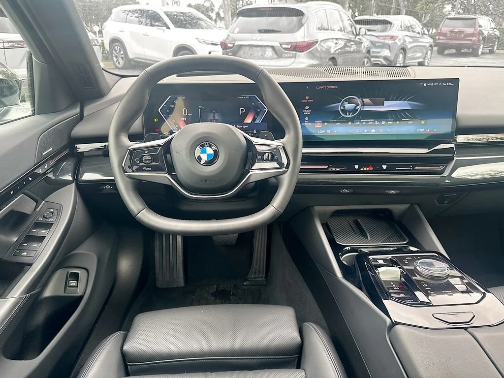 Used 2025 Gray BMW 530i xDrive image 25