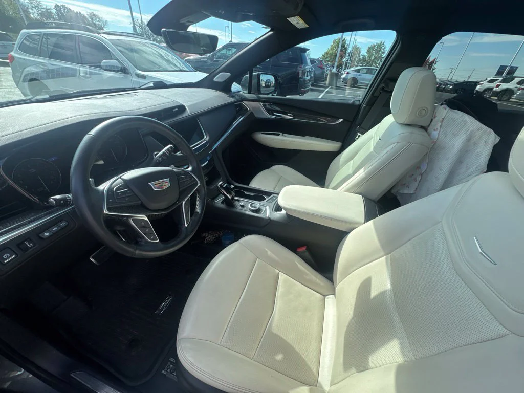 Used 2022 Gray Cadillac Sport image 9