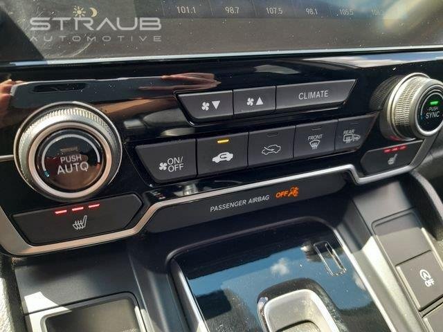 Used 2020 Lunar Silver Metallic Honda Touring image 24