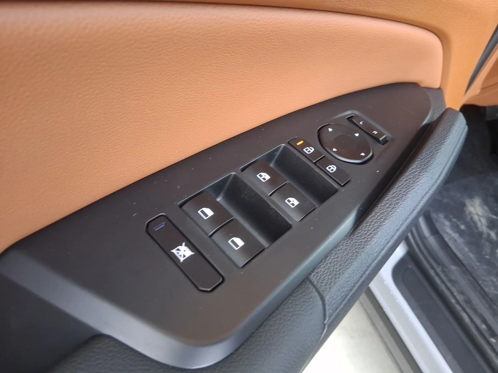 New 2026 Gray Kia X-Line image 21
