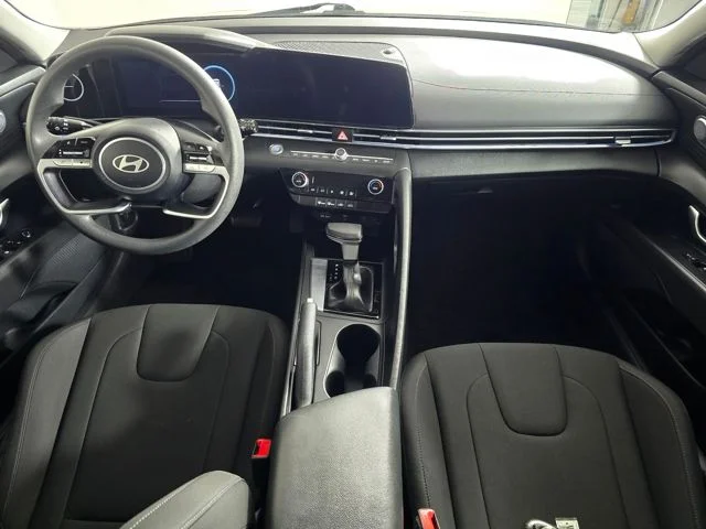 Used 2024 Red Hyundai SEL image 8
