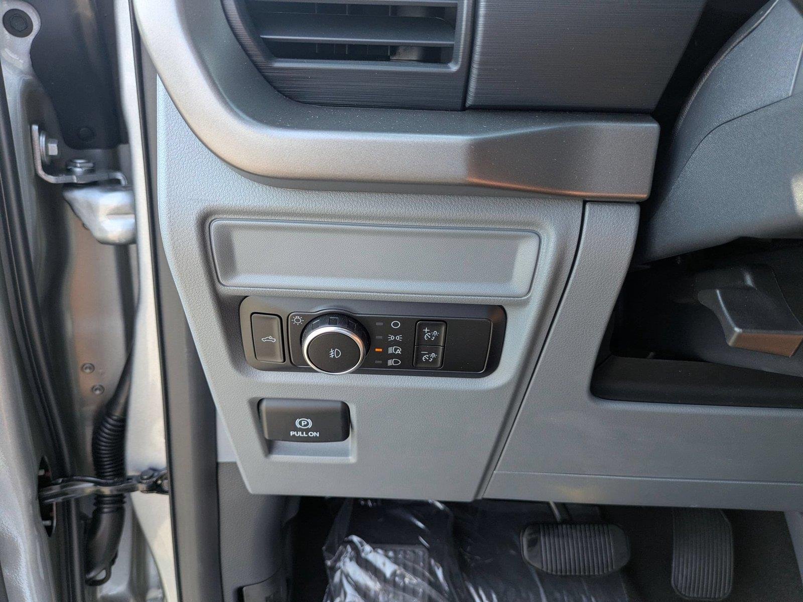 New 2026 Iconic Silver Metallic Ford XLT image 16