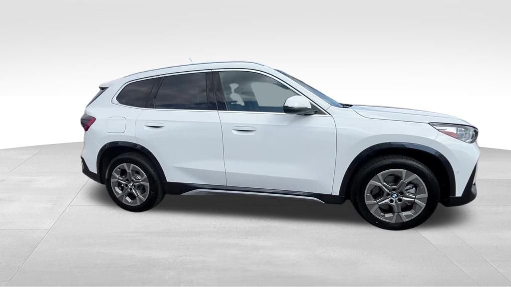 Used 2026 Alpine White BMW xDrive28i image 13