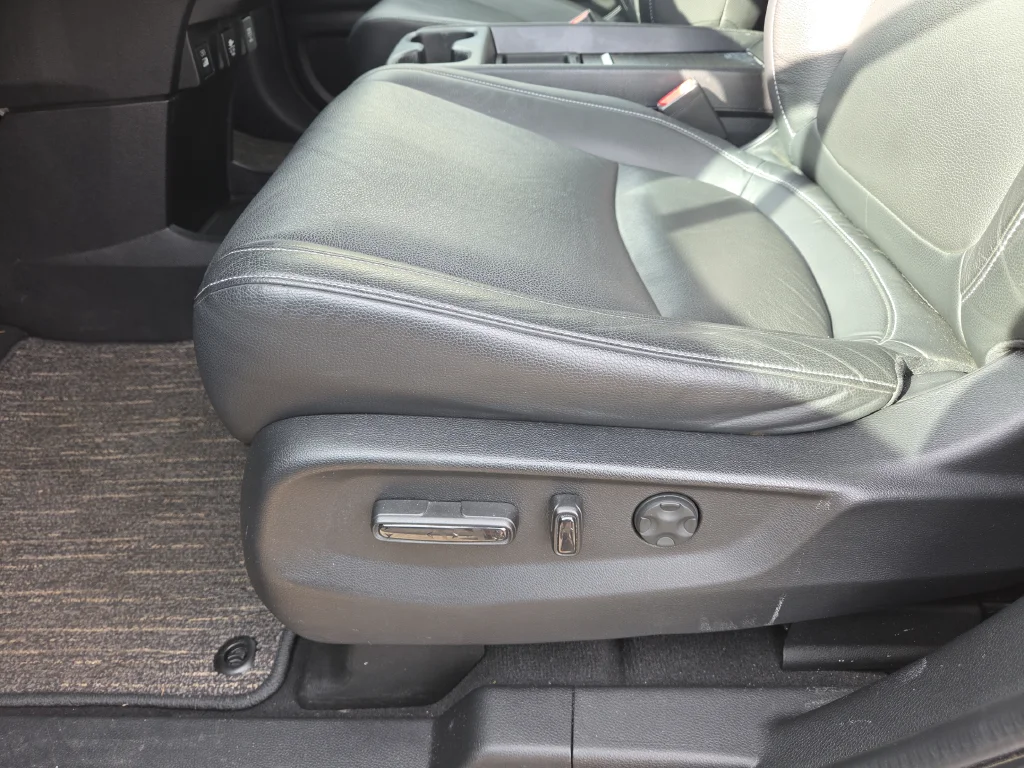 Used 2024 Gray Honda Touring image 16