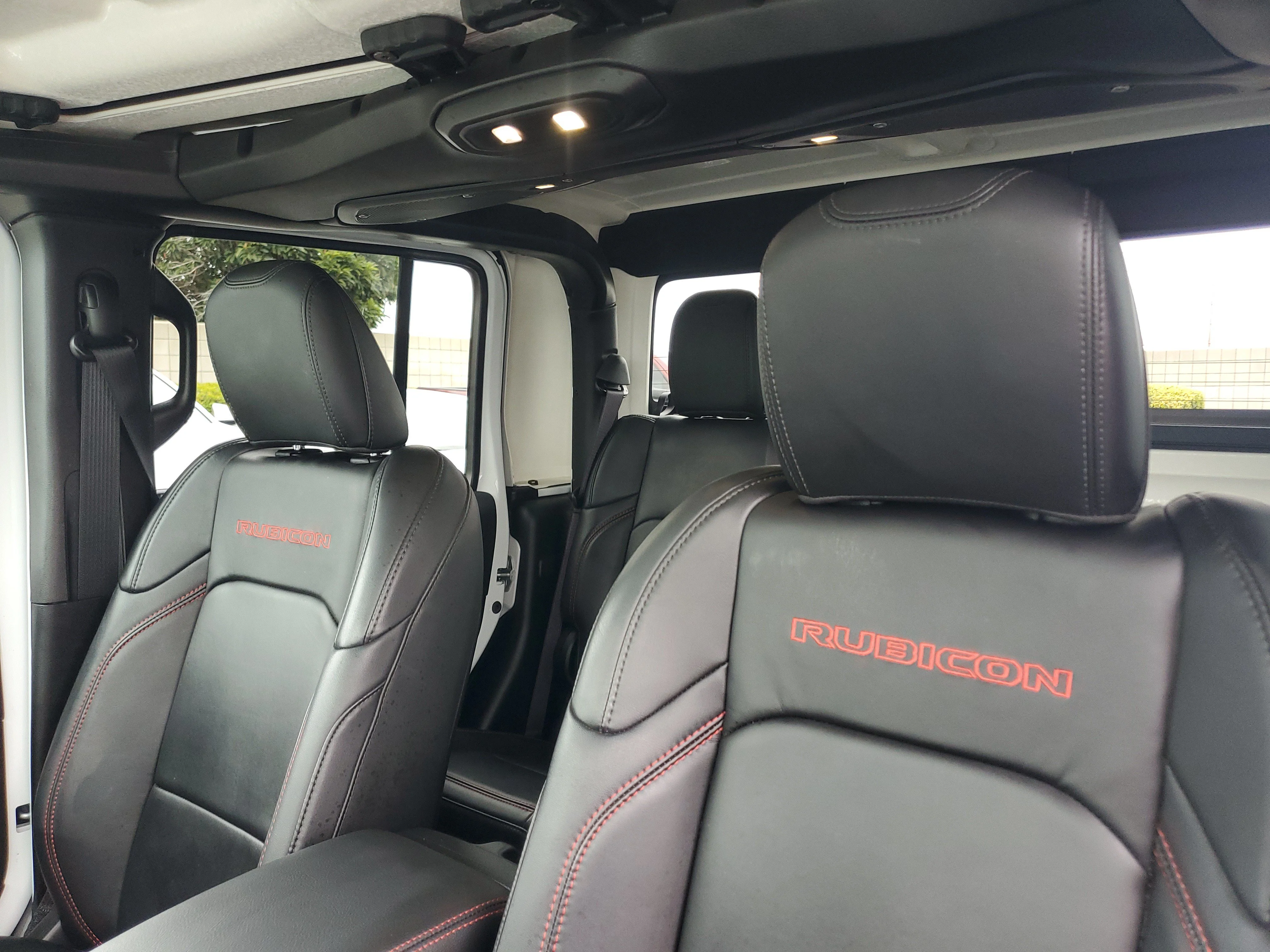 Used 2025 White Jeep Rubicon image 12
