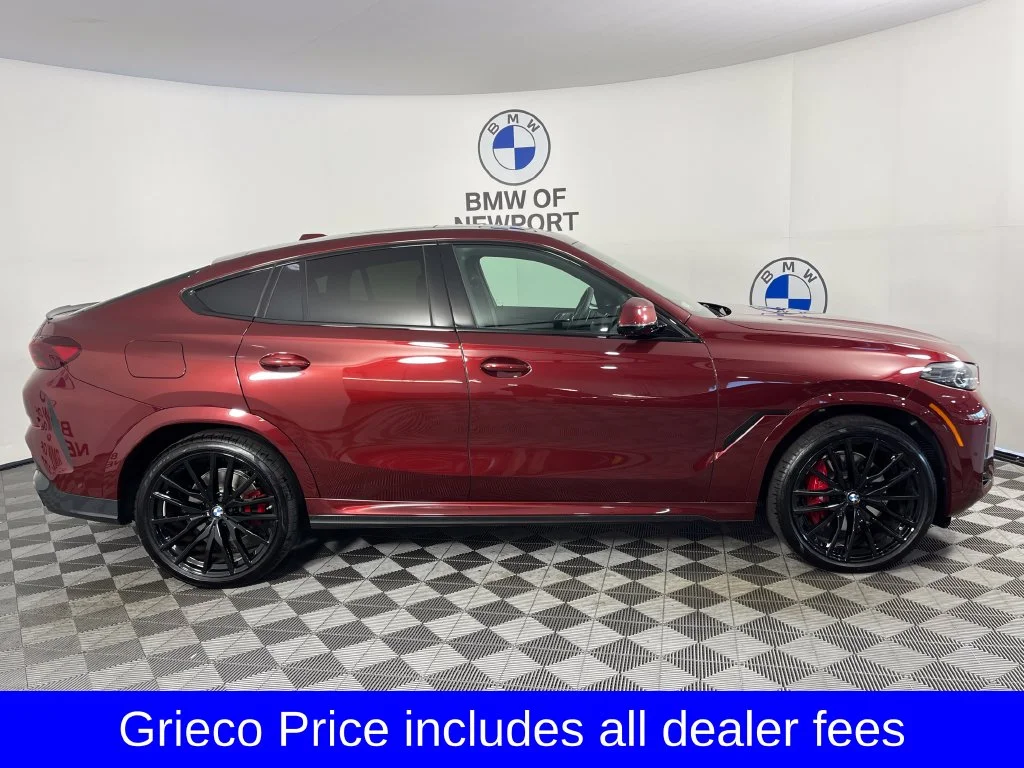 Used 2026 Red Metallic BMW xDrive40i image 11