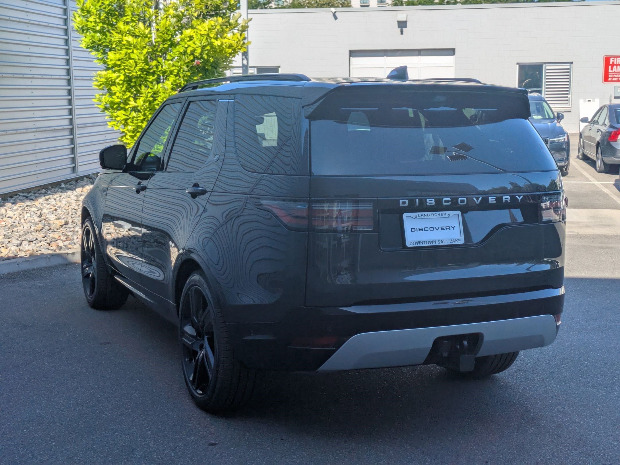 New 2026 Carpathian Grey Land Rover Gemini Edition image 8