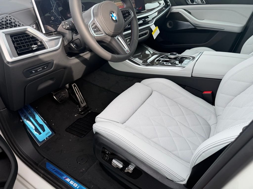 New 2026 Alpine White BMW M60i image 6