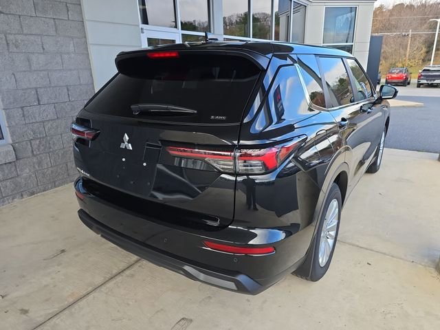 Used 2025 Black Mitsubishi ES image 5