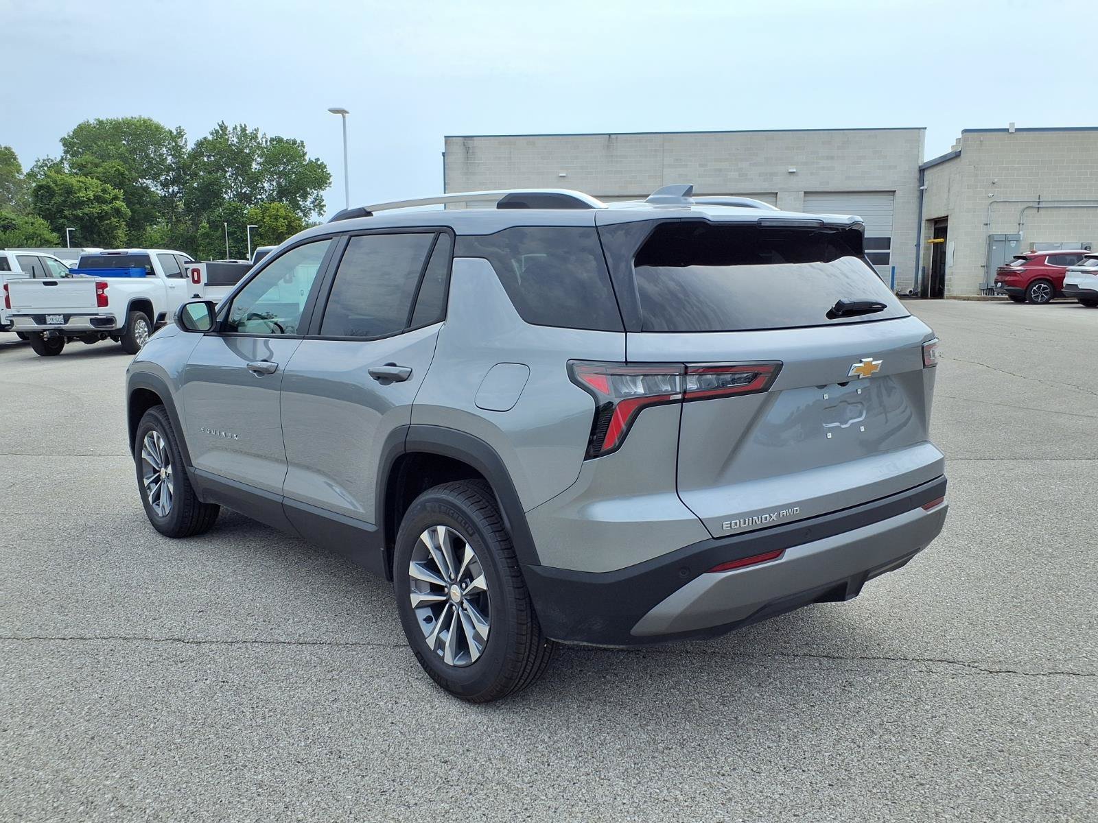 2027 Chevrolet Equinox LT - Photo 16