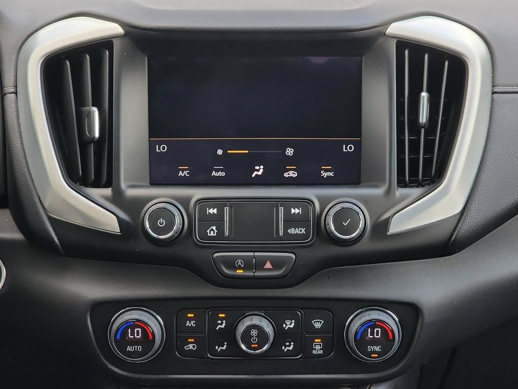 Used 2023 Sterling Metallic GMC SLT image 17