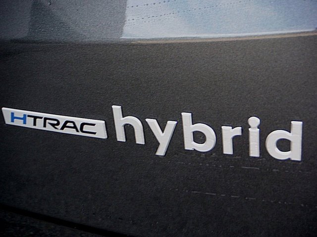 Used 2025 Gray Hyundai Limited image 3