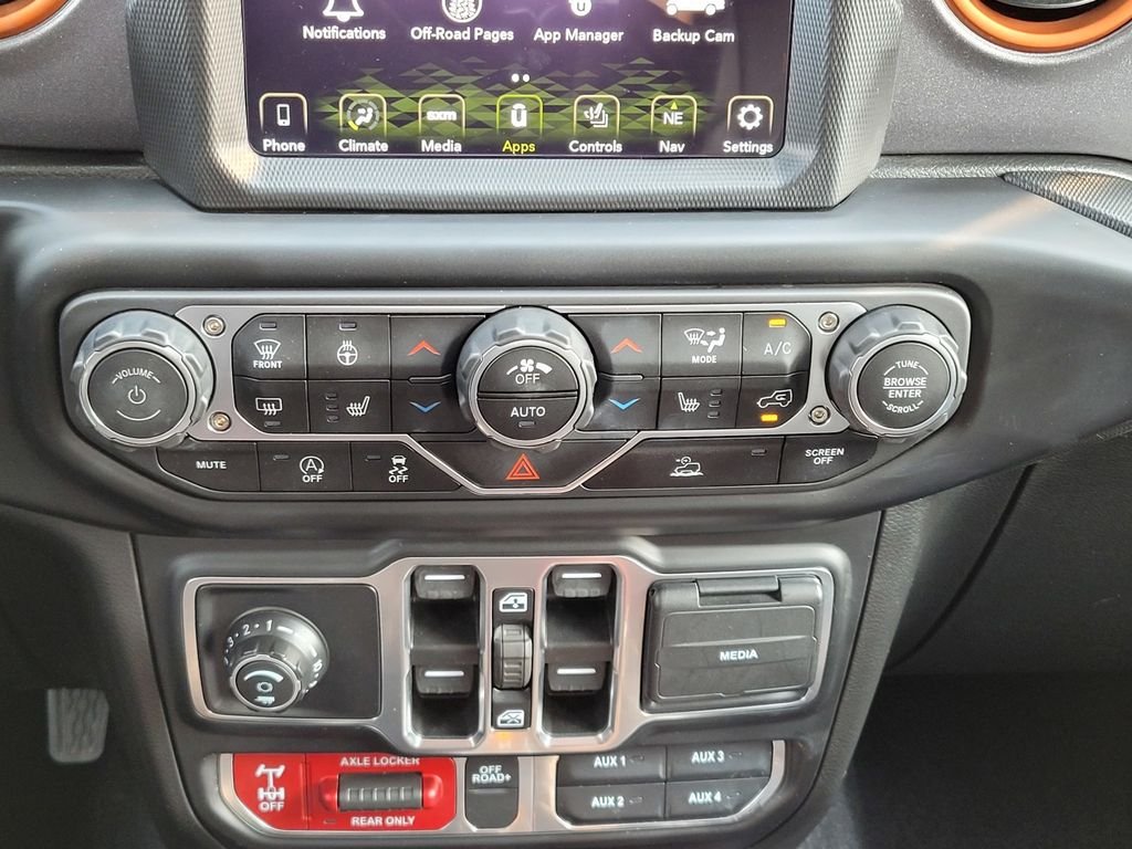 Used 2023 Silver Jeep Mojave image 20